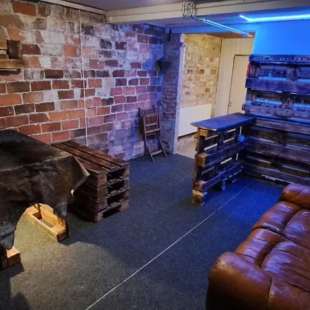 Omakotitalo Karhula * Κότκα