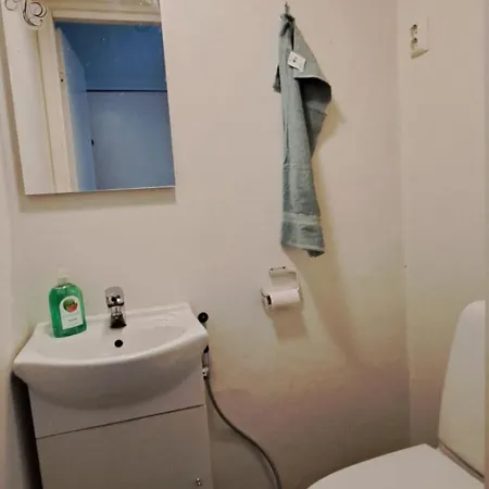 Βίλα Omakotitalo Karhula *