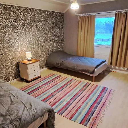 Βίλα Omakotitalo Karhula *